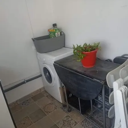 Piso Centro De * קדיז